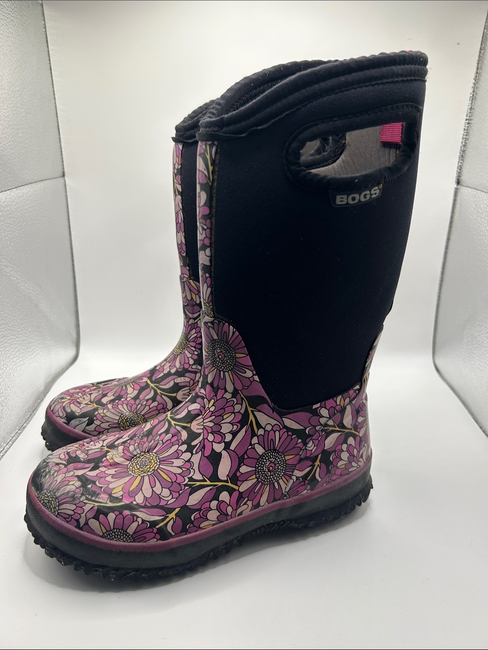 Bogs pull on all weather boots girls size 2 youth Mumsie